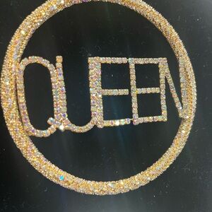 Gold Queen Necklace